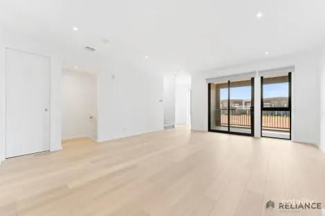 Property photo of 10 Creativity Walk Aintree VIC 3336