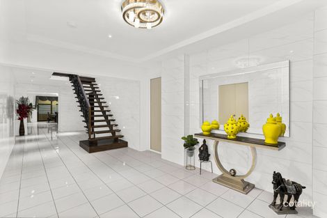 Property photo of 13 Everglade Crescent Roxburgh Park VIC 3064