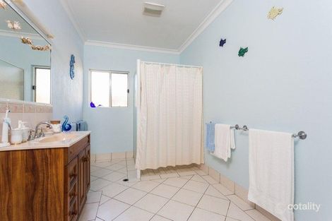 Property photo of 11 Horrie Twiner Street Keppel Sands QLD 4702