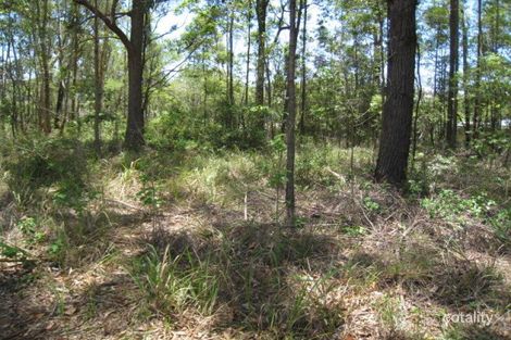 61 Harvey St, Russell Island, QLD 4184