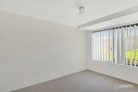 Property photo of 33 Silverline Bend Bertram WA 6167