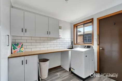 Property photo of 10 Fagan Drive Downlands TAS 7320