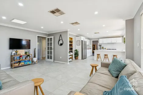 Property photo of 10 Ind Street Lesmurdie WA 6076