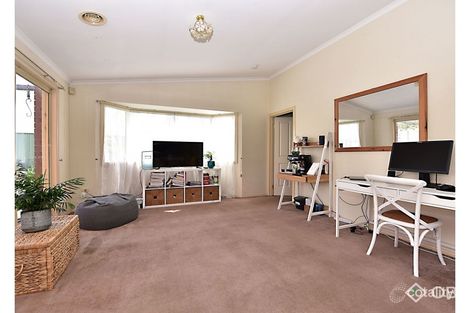 Property photo of 35 Winners Circle Aspendale Gardens VIC 3195