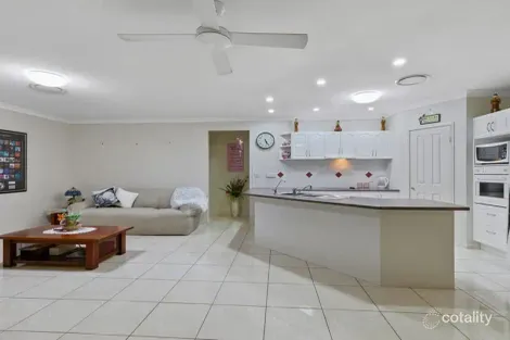 Property photo of 2 Casey Close Ormiston QLD 4160