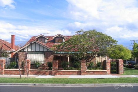 17 Williamson Ave, Strathmore, VIC 3041