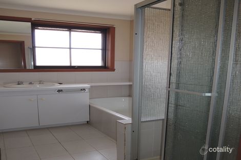 1/2 Pleasant Rd, Bulleen, VIC 3105