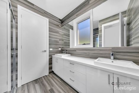 Property photo of 598 Grand Boulevard Craigieburn VIC 3064