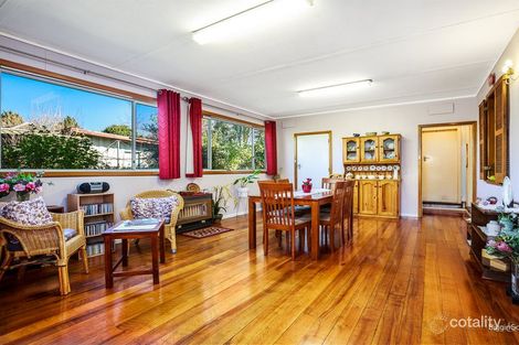 Property photo of 20 Brook Crescent Box Hill South VIC 3128