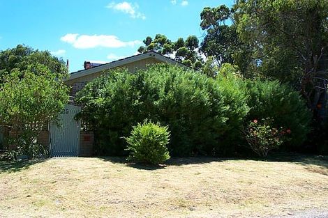 25 Maitland Ave, Little Grove, WA 6330