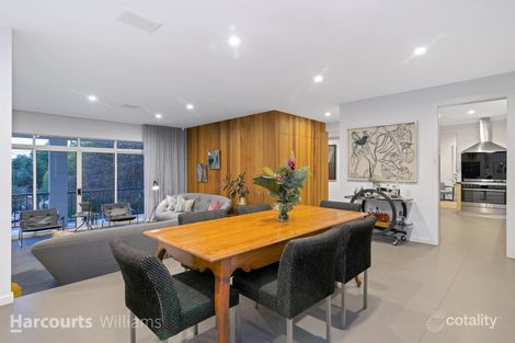 Property photo of 30 Crompton Drive Wattle Park SA 5066