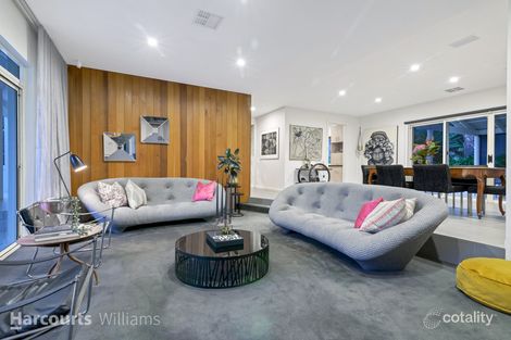Property photo of 30 Crompton Drive Wattle Park SA 5066