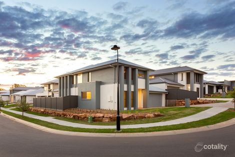 13 Stirling St, Bridgeman Downs, QLD 4035