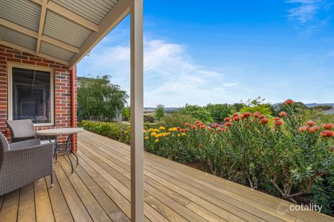 Property photo of 14 Pindara Place Gisborne VIC 3437
