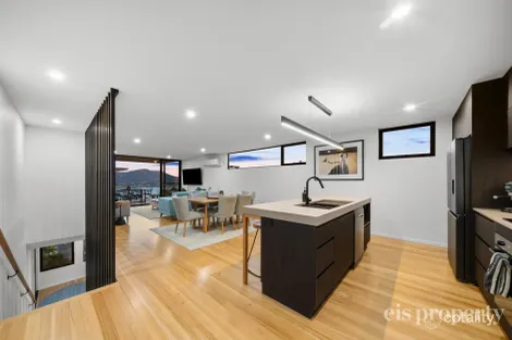 Property photo of 1/28 Redlands Drive Rosetta TAS 7010