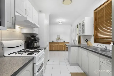 Property photo of 4 Parker Close Thornton NSW 2322