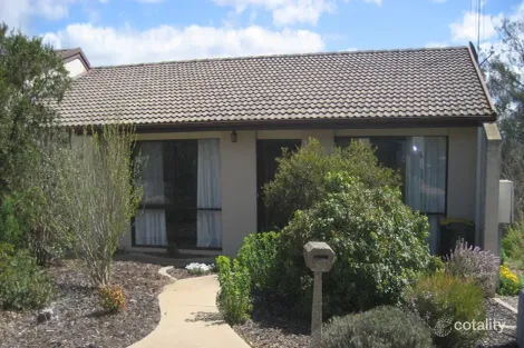 16/2 Postle Cct, Holt, ACT 2615