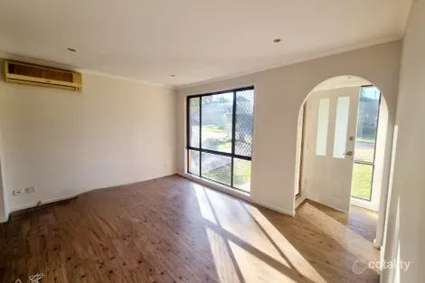 Property photo of 16 Mahogany Close Cranebrook NSW 2749