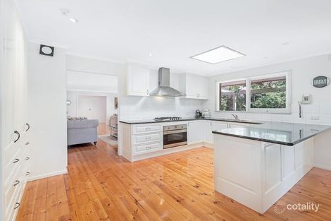 Property photo of 8 Solson Place Donvale VIC 3111