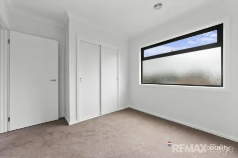 Property photo of 68 Evesham Drive Point Cook VIC 3030