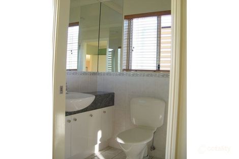 Property photo of 3/4 Pike Avenue Taringa QLD 4068