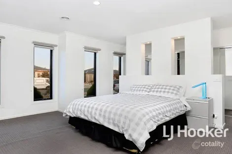 Property photo of 14 Whitecaps Avenue Point Cook VIC 3030