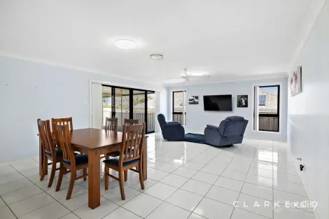 Property photo of 81 Largs Avenue Largs NSW 2320