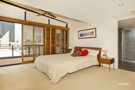 Property photo of 17/10 Albert Avenue Broadbeach QLD 4218