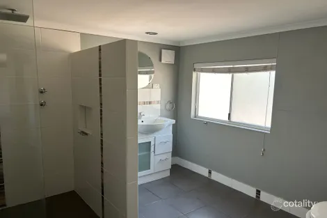 Property photo of 10 Tottenham Road Port Augusta SA 5700