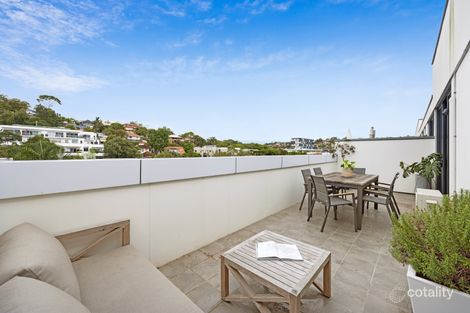 Property photo of 402/16-22 Sturdee Parade Dee Why NSW 2099