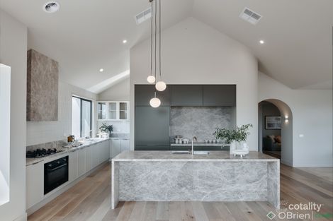 Property photo of 27 Longview Road Warragul VIC 3820
