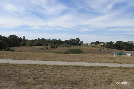 37 Eastern View Dr, Eastwood, VIC 3875