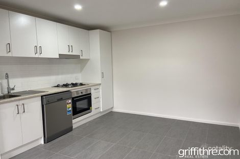 Property photo of 2/10 Graves Place Griffith NSW 2680