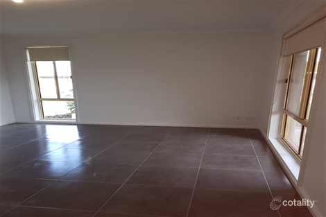 Property photo of 25 Whitestone Crescent Seaford Rise SA 5169