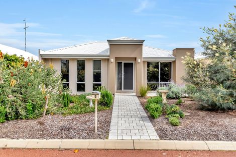 Property photo of 7 Vixen Close Erskine WA 6210