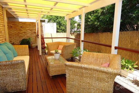 2/10 Louise St, Southport, QLD 4215