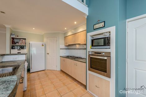 Property photo of 2 Wave Crest Circle Drummond Cove WA 6532