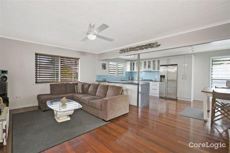 63 Tingalpa St, Wynnum West, QLD 4178