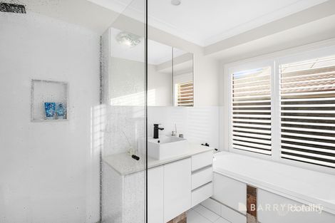 Property photo of 21 Freshfield Avenue Mooroolbark VIC 3138