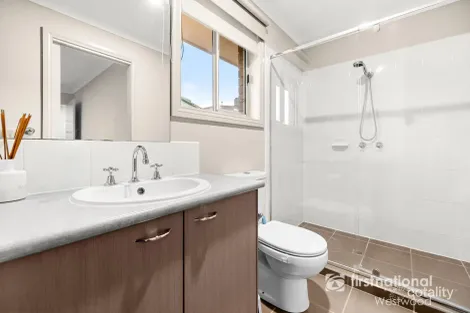 Property photo of 1D Mitta Court Werribee VIC 3030