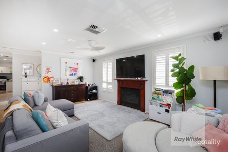 Property photo of 25 Koala Crescent Westmeadows VIC 3049