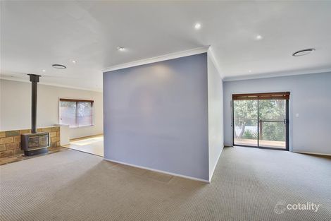 Property photo of 27 Kilkenny Parade Berkeley Vale NSW 2261