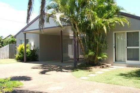 Property photo of 2/6 Amanda Avenue Marcoola QLD 4564