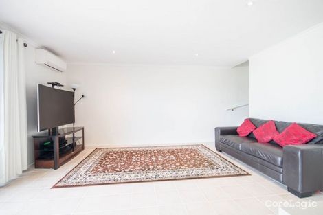 Property photo of 208 Anthony Rolfe Avenue Gungahlin ACT 2912
