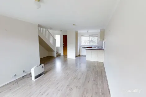 Property photo of 4/6 Mowatt Street Queanbeyan East NSW 2620