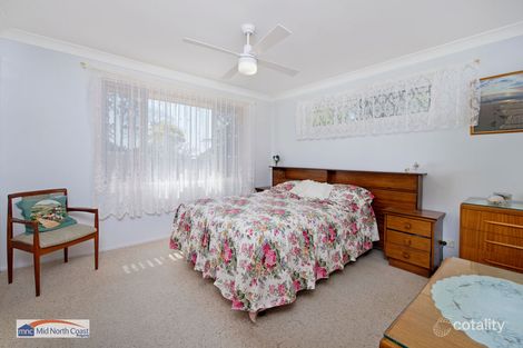 Property photo of 2/32 Blackbutt Crescent Laurieton NSW 2443