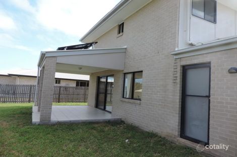 Property photo of 70 Bronco Crescent Gracemere QLD 4702