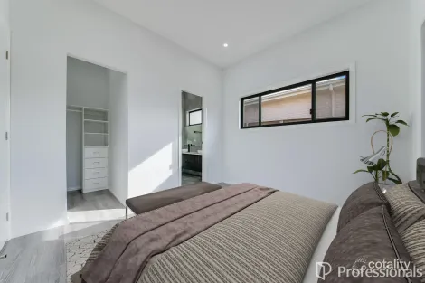 Property photo of 32 Carbine Street Menangle Park NSW 2563