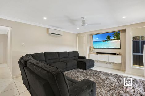 9 Cooyal Ave, Woongarrah, NSW 2259