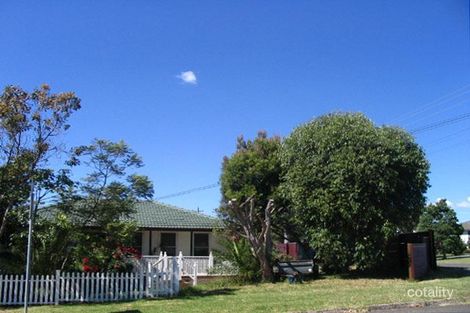 2 Gasnier Rd, Barrack Heights, NSW 2528